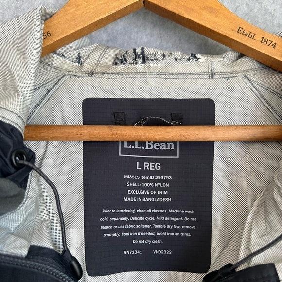 LL Bean Jacket Womens Large Trail Hoodie - Picture 3 of 4